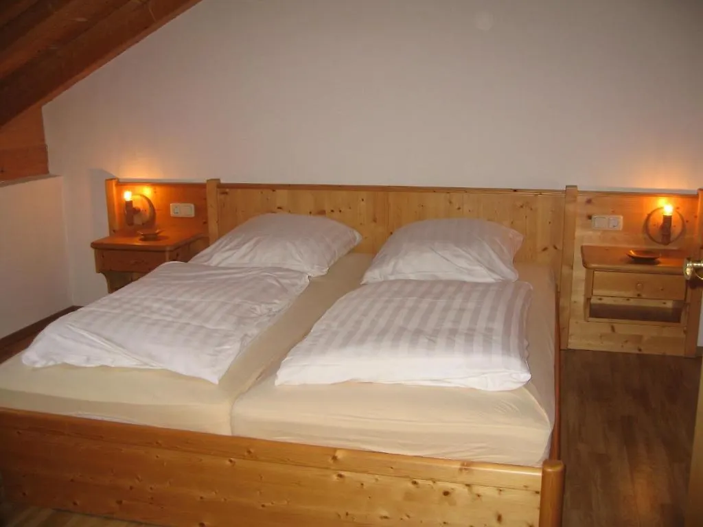 Gastehaus Haibach Apartment Schonberg  Germany